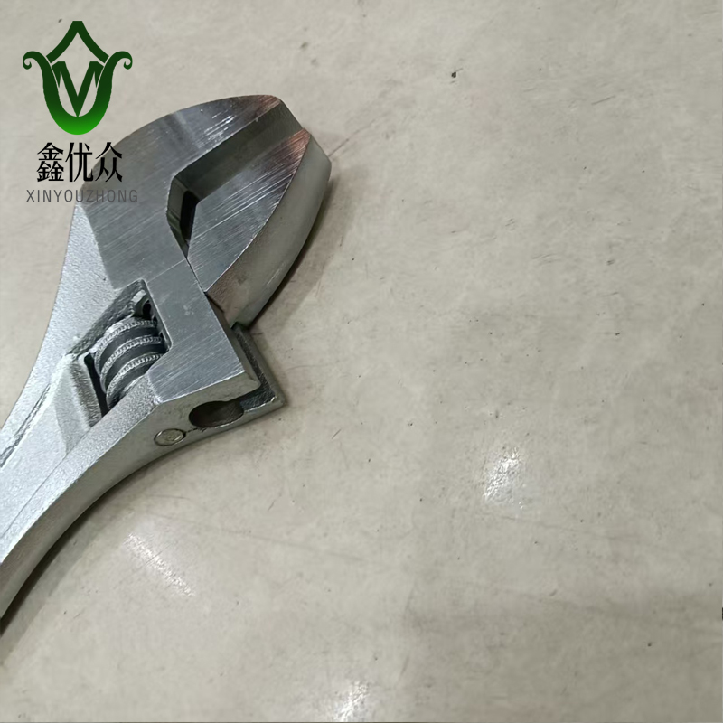 鑫优众 活口扳手 6寸 把高清大图