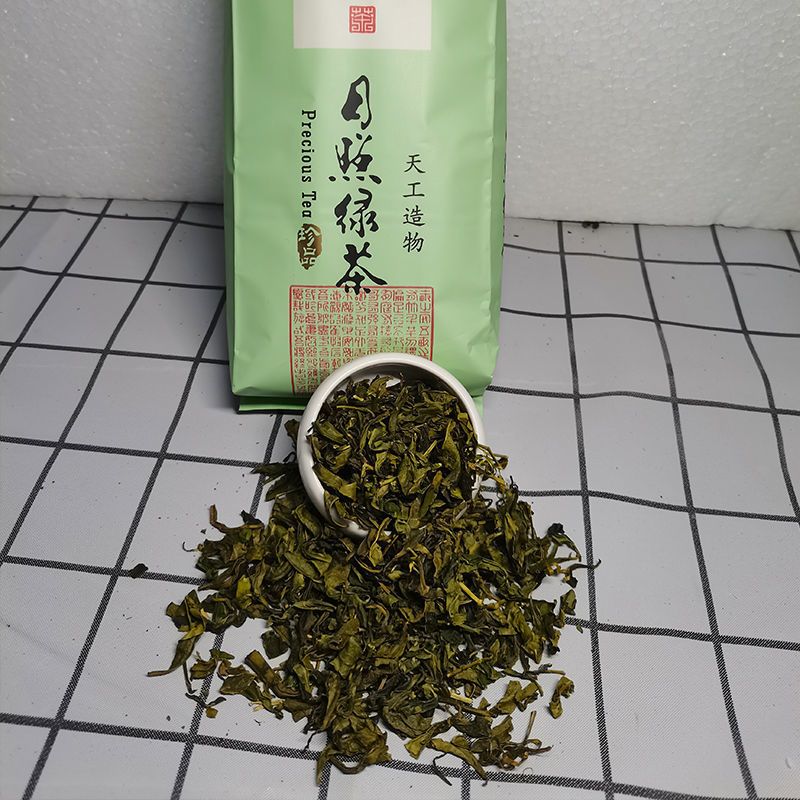 {买一斤送一斤}山东日照绿茶一级新茶绿茶叶嫩芽浓香豆香型批发价 半斤粗叶茶[每日特价品尝款] 山东日照自家父亲的茶园