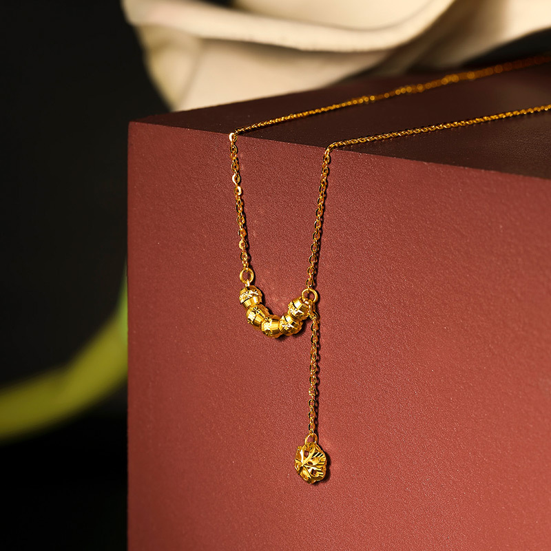 周六福zhouliufu珠宝无极金黄金项链女士款足金花朵细链子计价aw