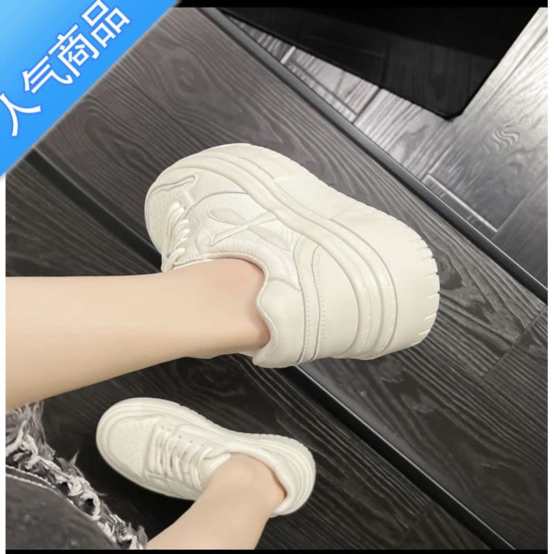 SUNTEK小白鞋内增高8cm小香风厚底春季百搭小码3233休闲面包板鞋女图片