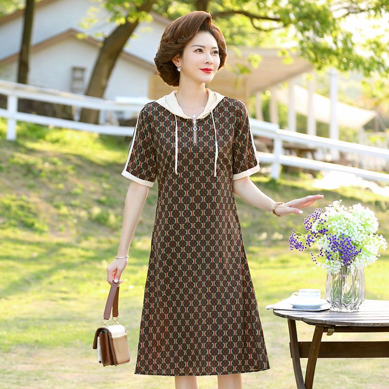 斯尔丽妈妈洋气休闲连衣裙中年妇女装夏装中老年气质直筒裙子高