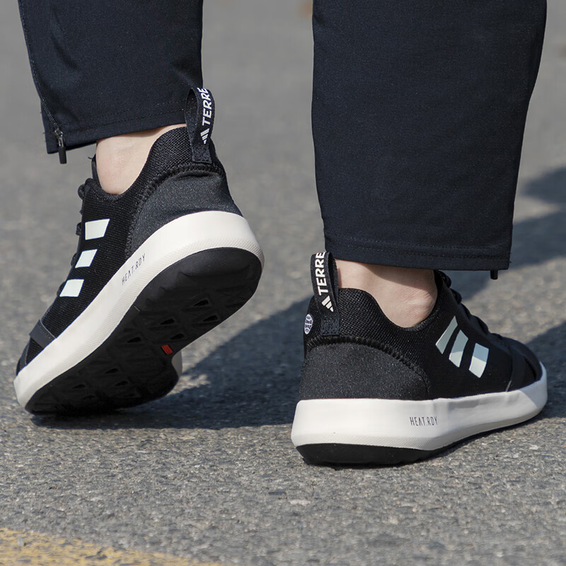 阿迪达斯 (adidas)男鞋 2023夏季新款运动鞋透气耐磨涉水鞋透气轻便休闲鞋 HP8641