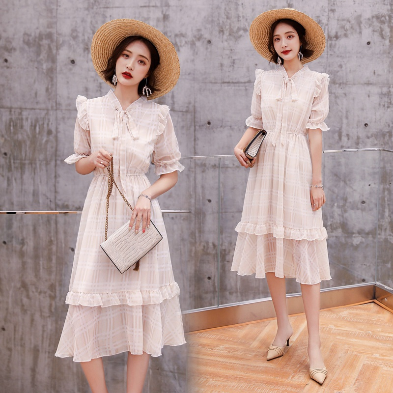 连衣裙女士年夏款新品可爱学生小清新百搭修身雪纺格子中长裙子潮