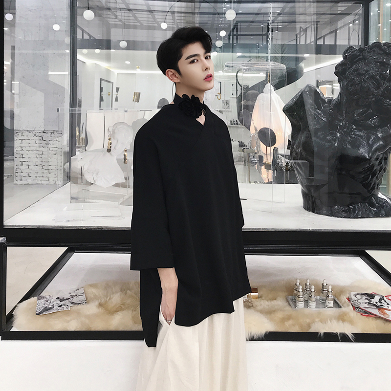 型师夏季青年服装男士青年个性暗黑前后小V领设计款宽松国潮T恤