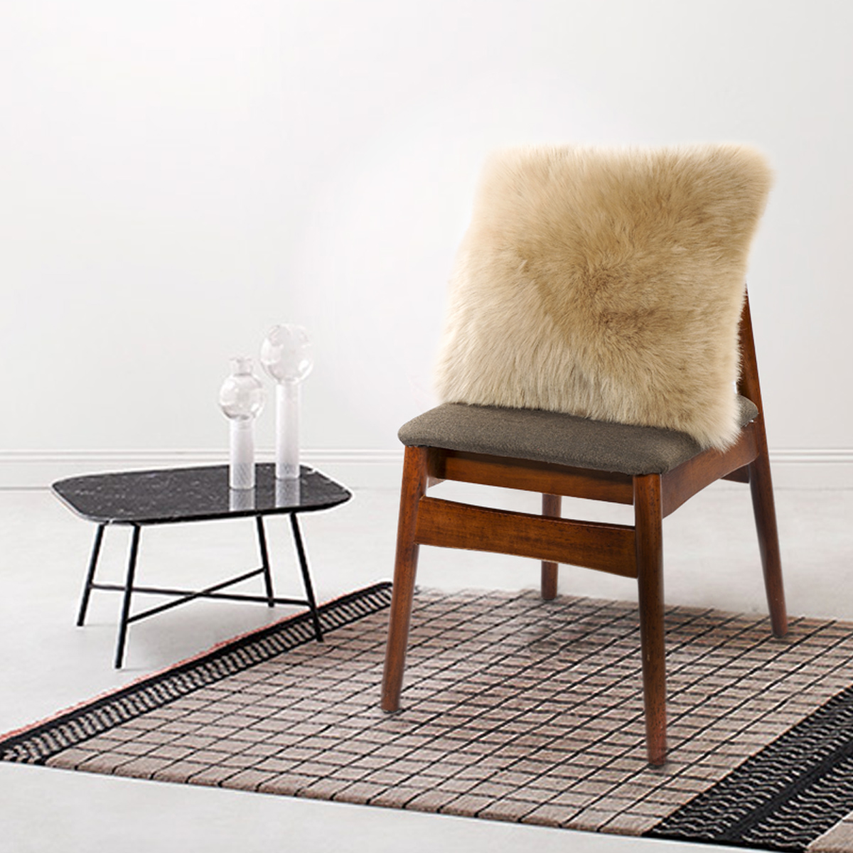 恒源祥羊毛皮毛一体长毛绒抱枕靠背腰靠汽车靠枕腰靠办公家居沙发靠垫高清大图