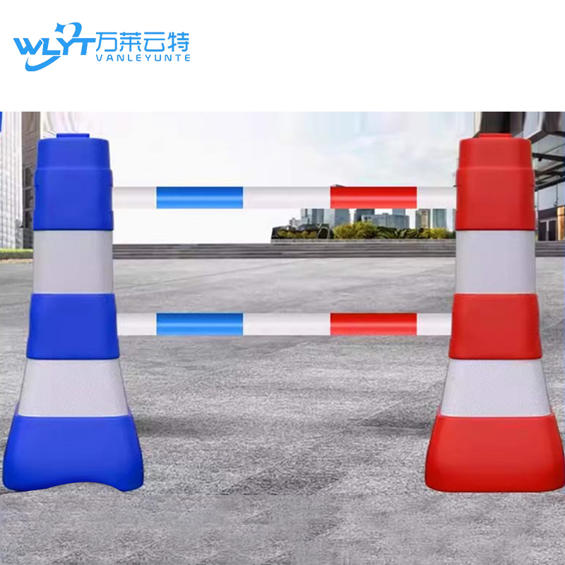 万莱云特 新料一体式隔离墩 /WLYT-FZT234/上顶18*下顶36*高80cm高清大图