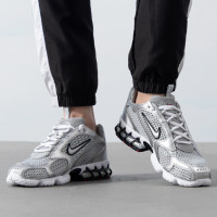 耐克(NIKE)男鞋新款SPIRIDON CAGE 2运动鞋缓震气垫轻便透气休闲鞋CJ1288-001 ZP