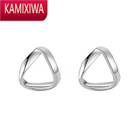 KAMIXIWA三角形耳环女高级感耳钉简约小巧冷淡风耳饰网红潮