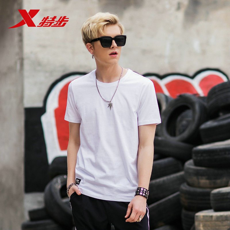 特步(Xtep)男子2018新款男士短袖轻薄透气常规运动T恤882229019226