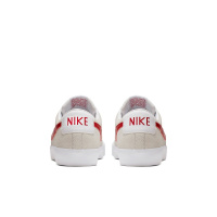 Nike耐克官方SB ZOOM BLAZER LOW GT男/女滑板鞋休闲情侣鞋704939