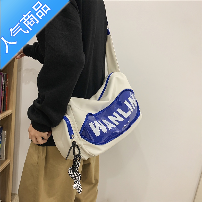 封后健身包日系工装包2022新款牛津纺休闲单肩包男旅行包大容津系大容 白色带挂件防水耐磨不沾灰