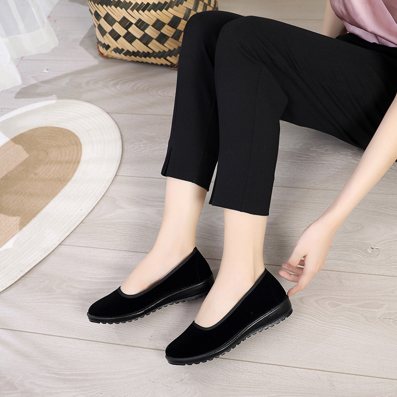 述雅老北京布鞋女黑色酒店上班通勤跳舞妈妈鞋软底无带工作女单鞋参数