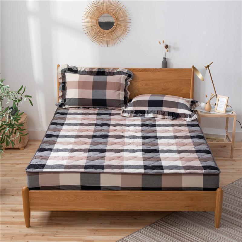 家柏饰(CORATED)床笠全棉单件床垫保护床套床罩加厚夹棉固定防滑全棉三件套 墨初大格/色织水洗纯棉，亲肤棉质裸睡 180x200cm+枕套2只/良品风，轻微褶皱感，棉质亲肤