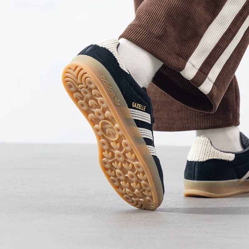 阿迪达斯（adidas）三叶草休闲鞋女鞋新款运动鞋GAZELLE复古防滑轻便板鞋JI2755 ZP高清大图