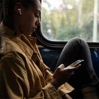 Apple AirPods Pro 配MagSafe无线充电盒