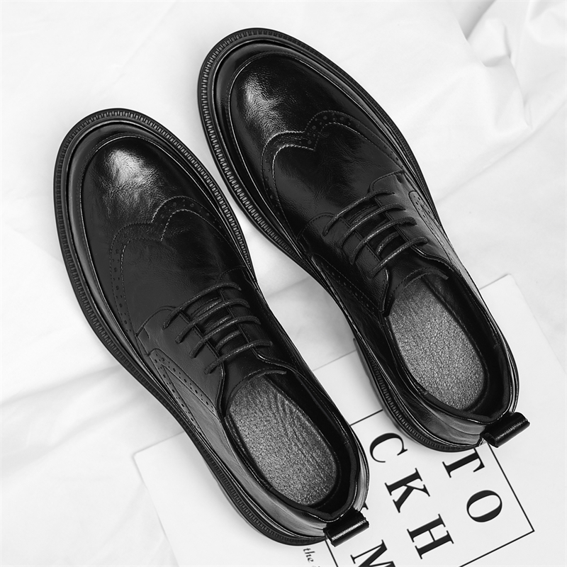 迪罗尼卡大码2025年商务皮鞋男软皮透气休闲鞋青年圆头低跟黑色正装鞋高清大图