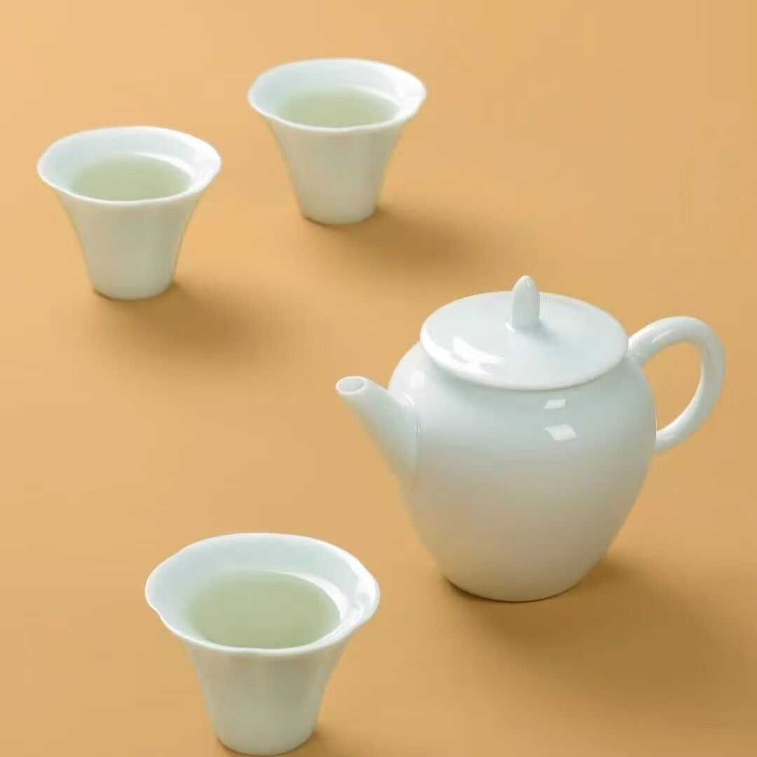 白大师 福鼎白茶敦煌博物馆联名2019年飞天银针礼盒 120克装高清大图