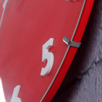 极客库(GEEKCOOK)12英寸石英钟表圆形创意时尚装饰挂钟客厅办公木质挂表时钟GK100058/GK100059