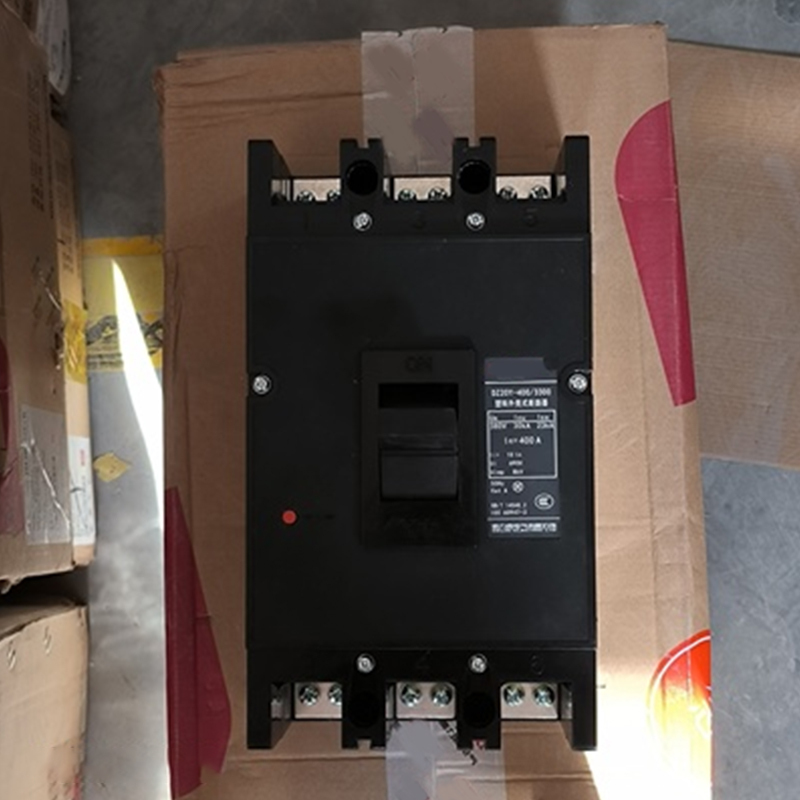 DZ20J空气开关 塑壳外壳式断路器 3P100A