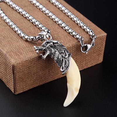霸气狼牙狗牙齿辟邪真狗牙吊坠嘻哈潮钛钢项链男时尚挂件配饰男士白色