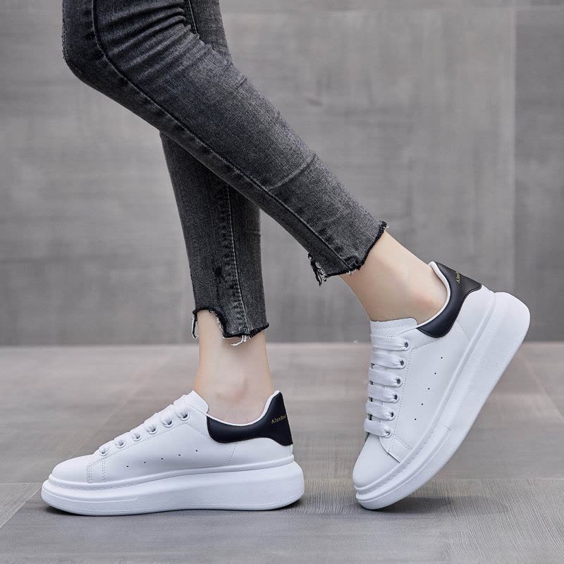 时言(SHIYAN)网红小白鞋女2024春夏新款厚底增高女士单鞋韩版潮流板鞋女轻便透气女士休闲鞋图片