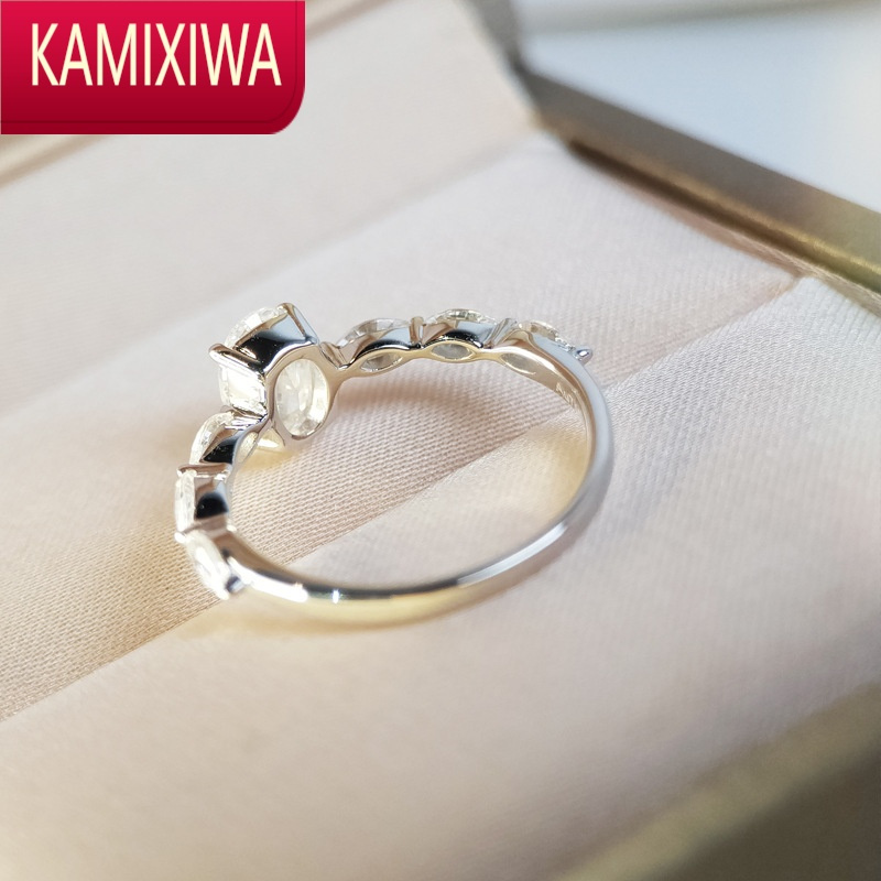 kamixiwa铂金pt950水滴戒指女d色莫桑石鸽子蛋马眼钻戒小排钻时尚个性