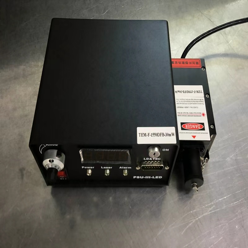 激光器TEM-F-1550DFB高清大图