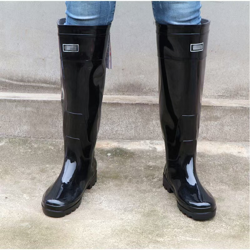 苏宁宜品防水透气男士雨靴舒适防滑户外探险设计高清大图