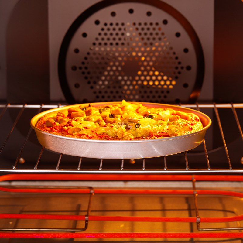 学厨 10寸披萨盘 烤盘模具 金色圆形家用pizza盘 直径28cm*高2.3cm 不粘涂层 烤箱烘焙模具 WK9048