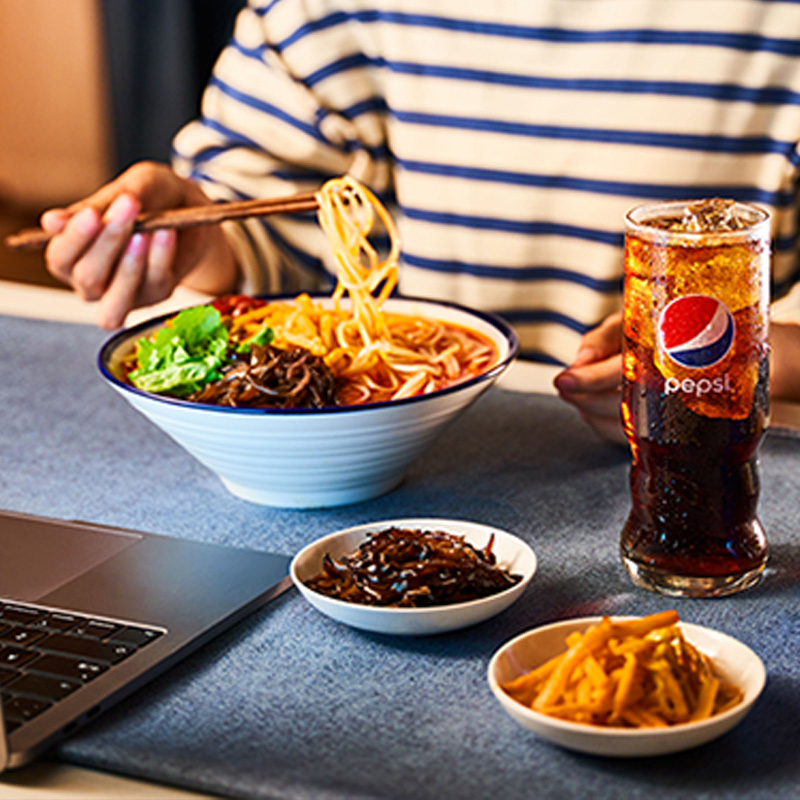 百事可乐 无糖 Pepsi 碳酸饮料 汽水可乐 小胶瓶 300ml*12瓶 饮料整箱