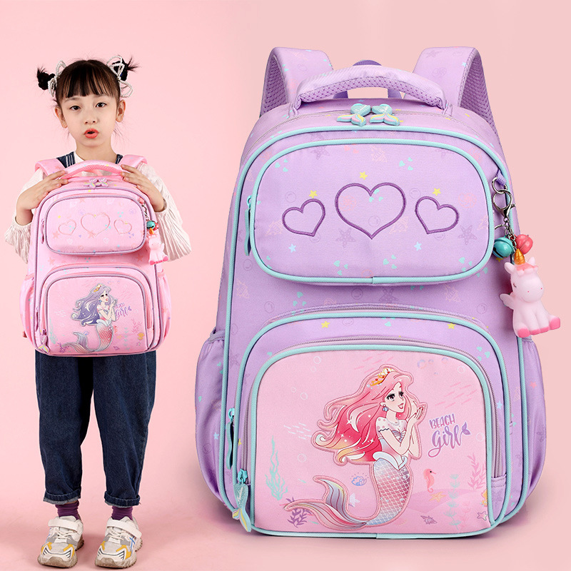 迪嘉乐新品小学生双肩书包 1-3年级女孩时尚卡通减压护脊可爱减负休闲背包