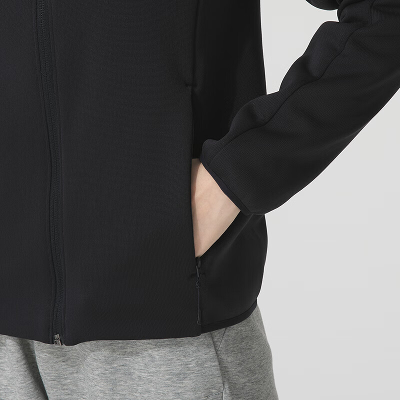 安德玛(Under Armour)女装新款户外舒适夹克简约透气外套 1378850-002 ZP高清大图