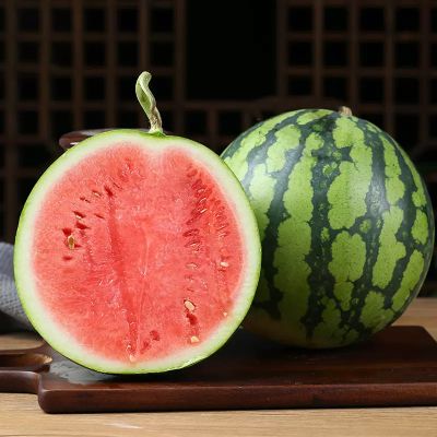 【熊猫鸟】云南新鲜麒麟西瓜 1个 5-6斤 新鲜水果 汁多肉甜