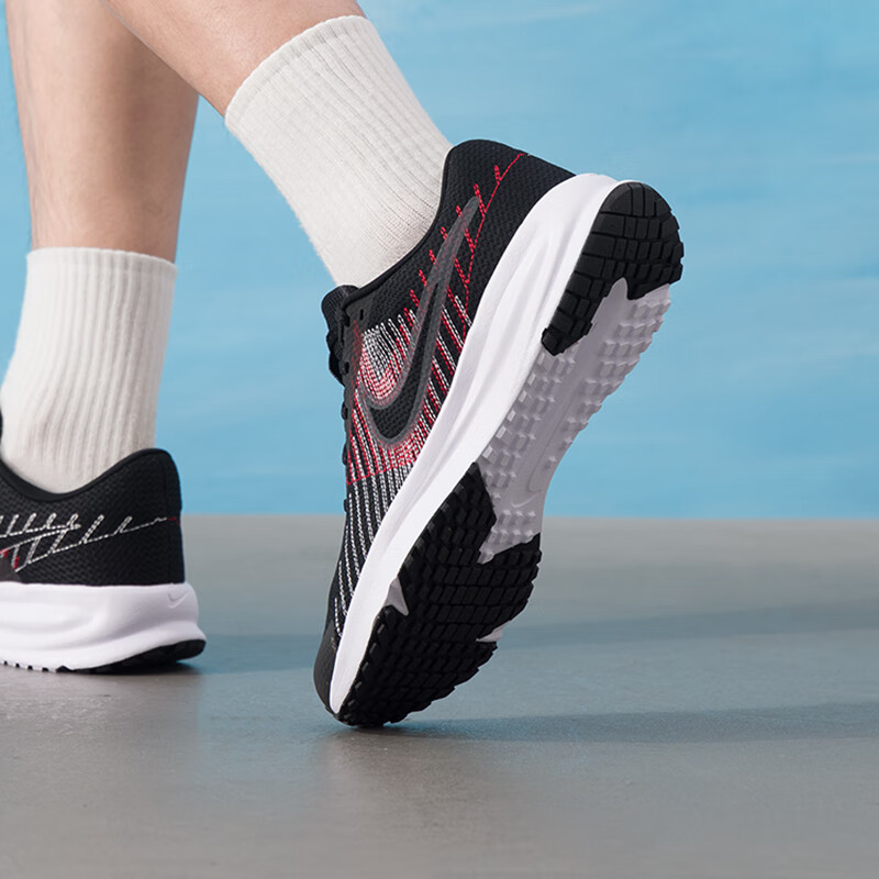 耐克（NIKE）运动鞋男鞋新款RUN DEFY健身训练缓震耐磨轻便透气跑步鞋HM9594-001 ZP高清大图