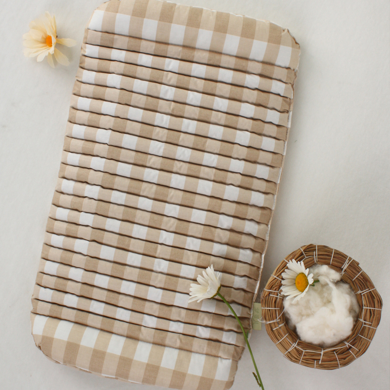 梦可儿新型四季枕婴幼儿枕头宝宝定型枕促进骨骼发育巧克力色