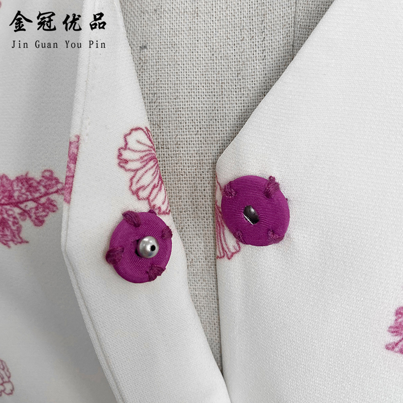 金冠优品 女马甲高清大图