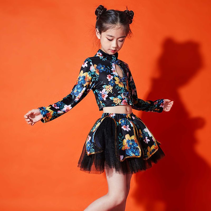 儿童元旦喜庆演出服国潮走秀男女童舞台蓬蓬裙爵士舞街舞表演服装
