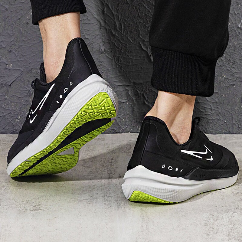 耐克nike男鞋2023秋冬款winflo9shield公路跑步鞋运动鞋休闲鞋dm1106