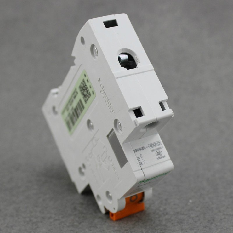 施耐德电气（Schneider Electric） 家用空开E9系列1P+N 双进双出 DPN16A 空气开关