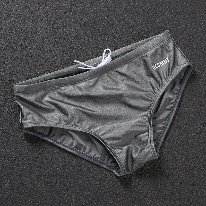 新款三角男泳裤性感时尚亮面弹力细闪成人专业游泳裤度假温泉短裤