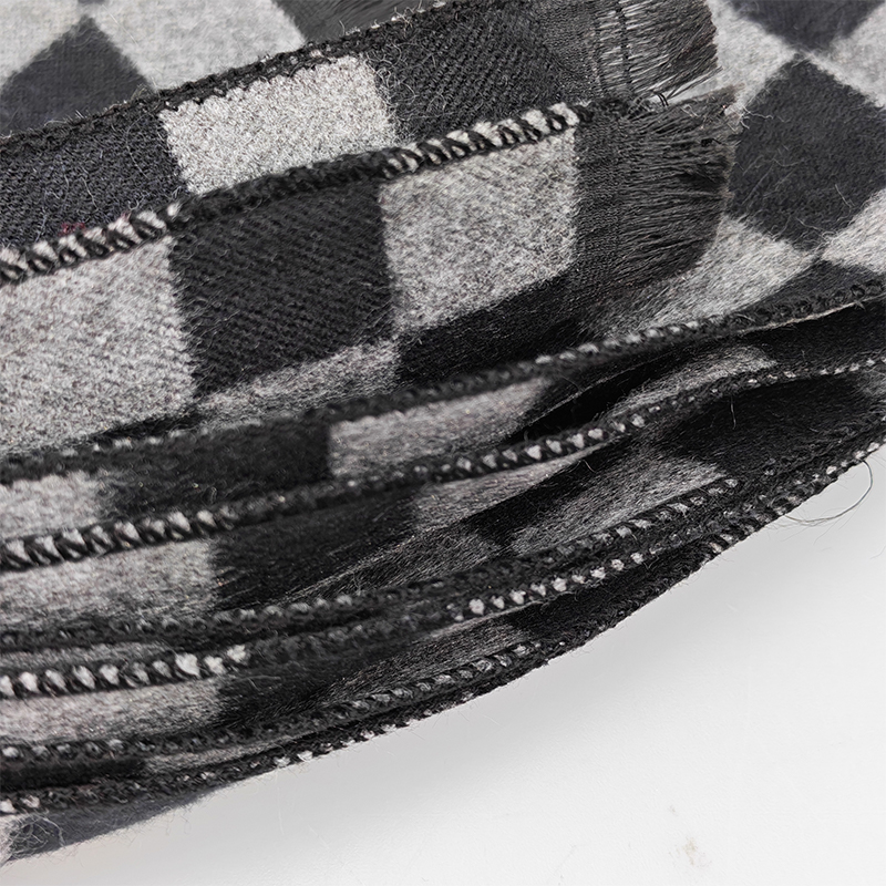 鸽护 围巾 GH483QDK-63 条高清大图