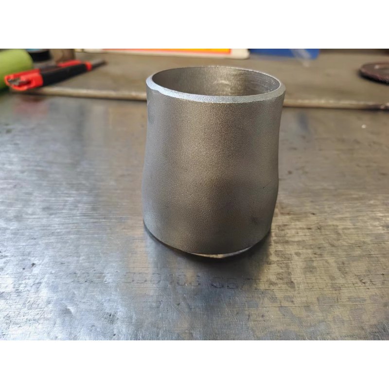 圣天 304不锈钢钢板焊制异径管 PN16 DN200×150