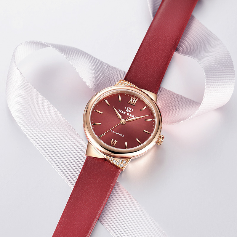 赠时尚手链天王表手表女表皮带女士石英表时尚气质女士手表送女友生日