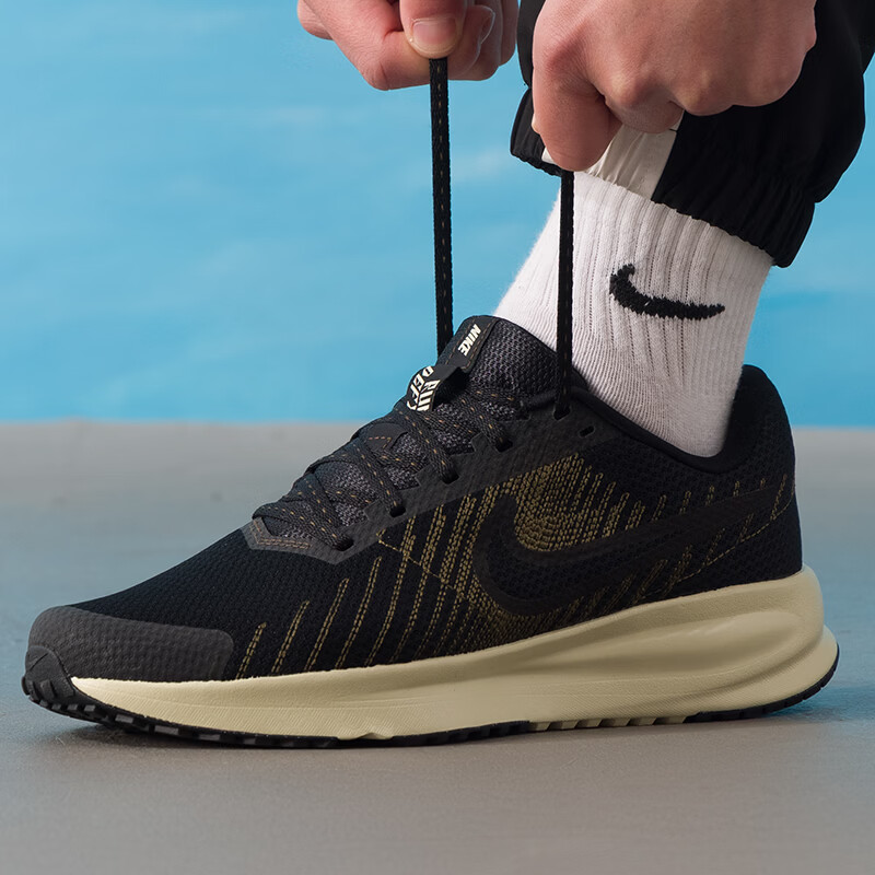 耐克（NIKE）男鞋新款RUN DEFY运动鞋健身训练缓震舒适透气休闲跑步鞋HM9594-010 ZP高清大图