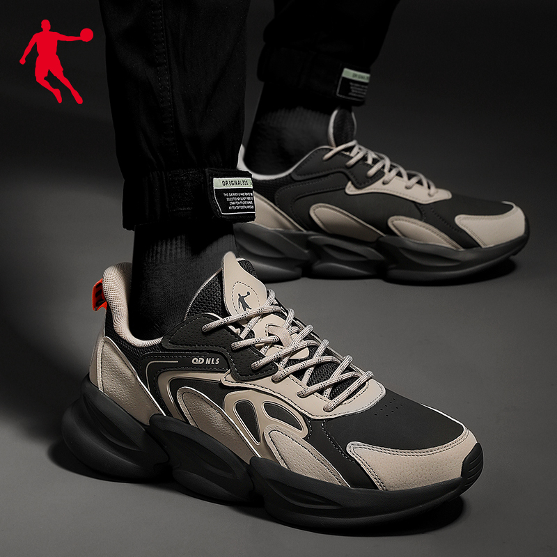 乔丹运动鞋男鞋皮面防水跑步鞋正品灰色休闲老爹鞋子视频