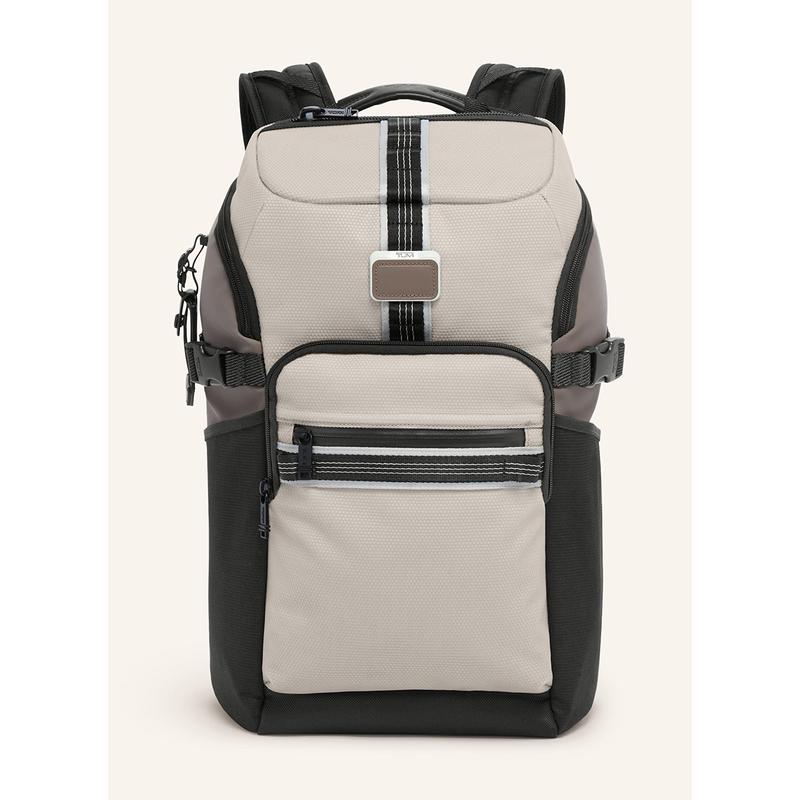 TUMI/途明双肩背包反光材质可调节侧边扣防水隔层便携收纳男用高清大图