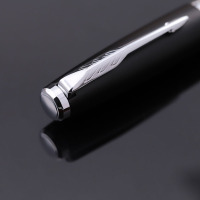 派克PARKER 钢笔 都市磨砂黑杆白夹墨水笔 学生商务办公文具用品 可吸墨可替换墨囊0.5mm金属不锈钢F笔尖
