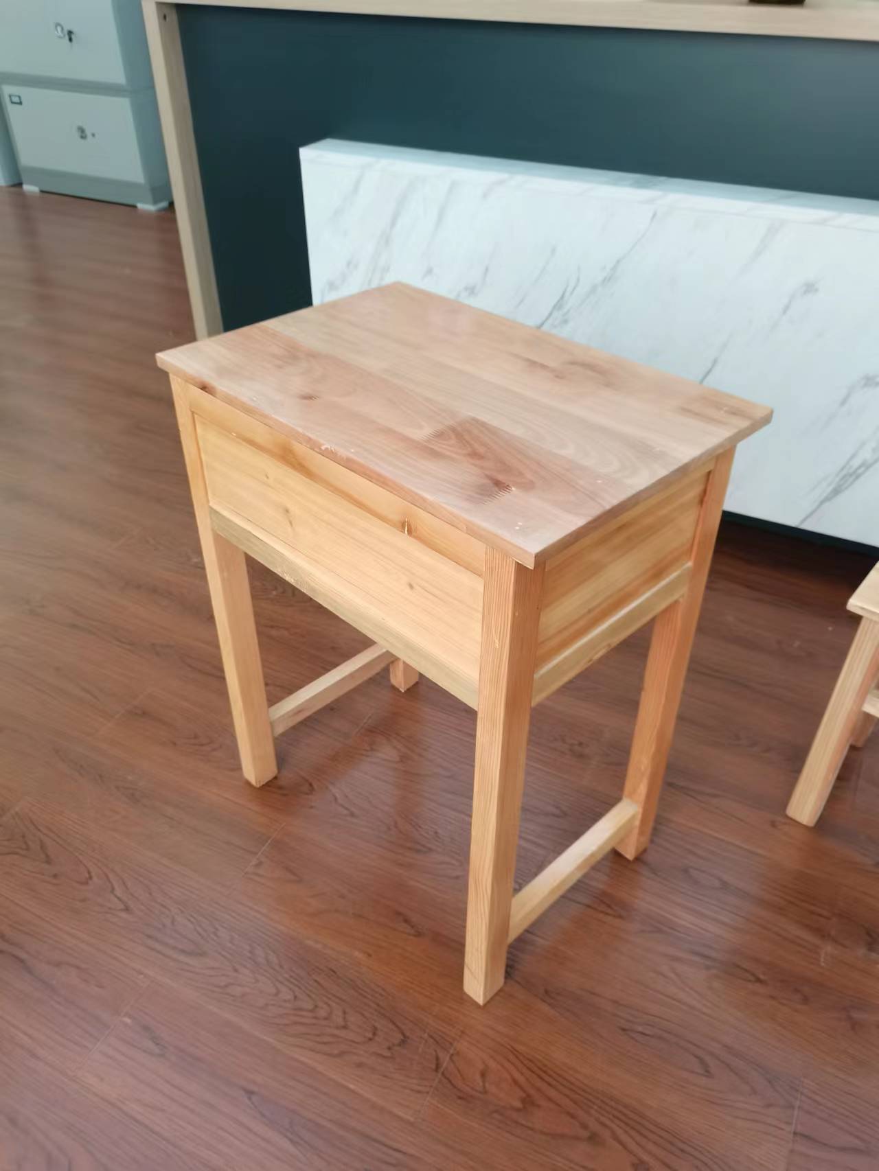 首指（SZ)单人课桌椅/KZY-1高清大图