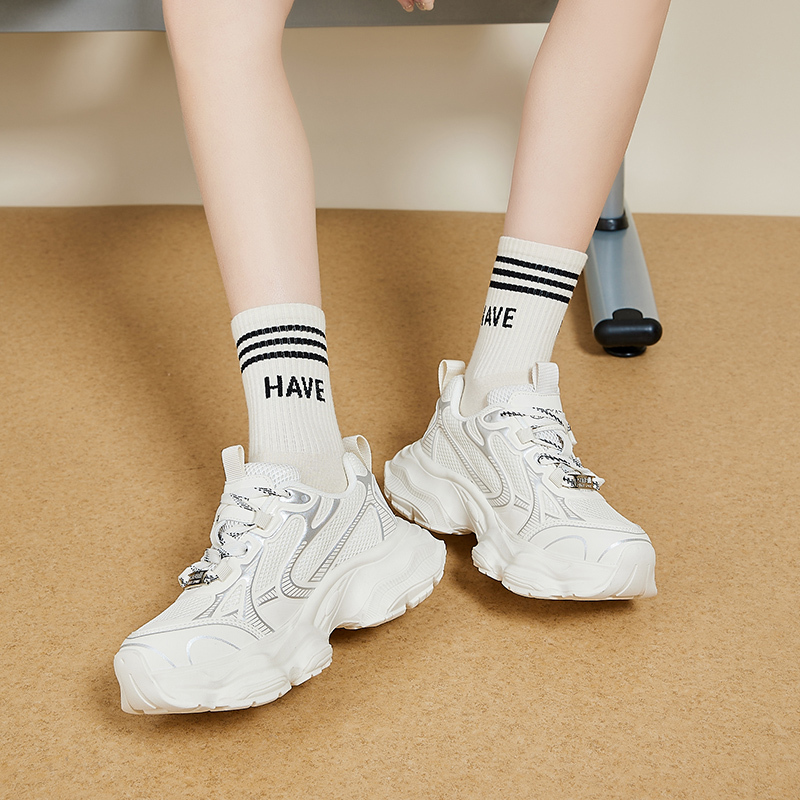 珂卡芙板鞋白色老爹鞋女款2024新款春秋季厚底运动鞋旅游鞋休闲鞋