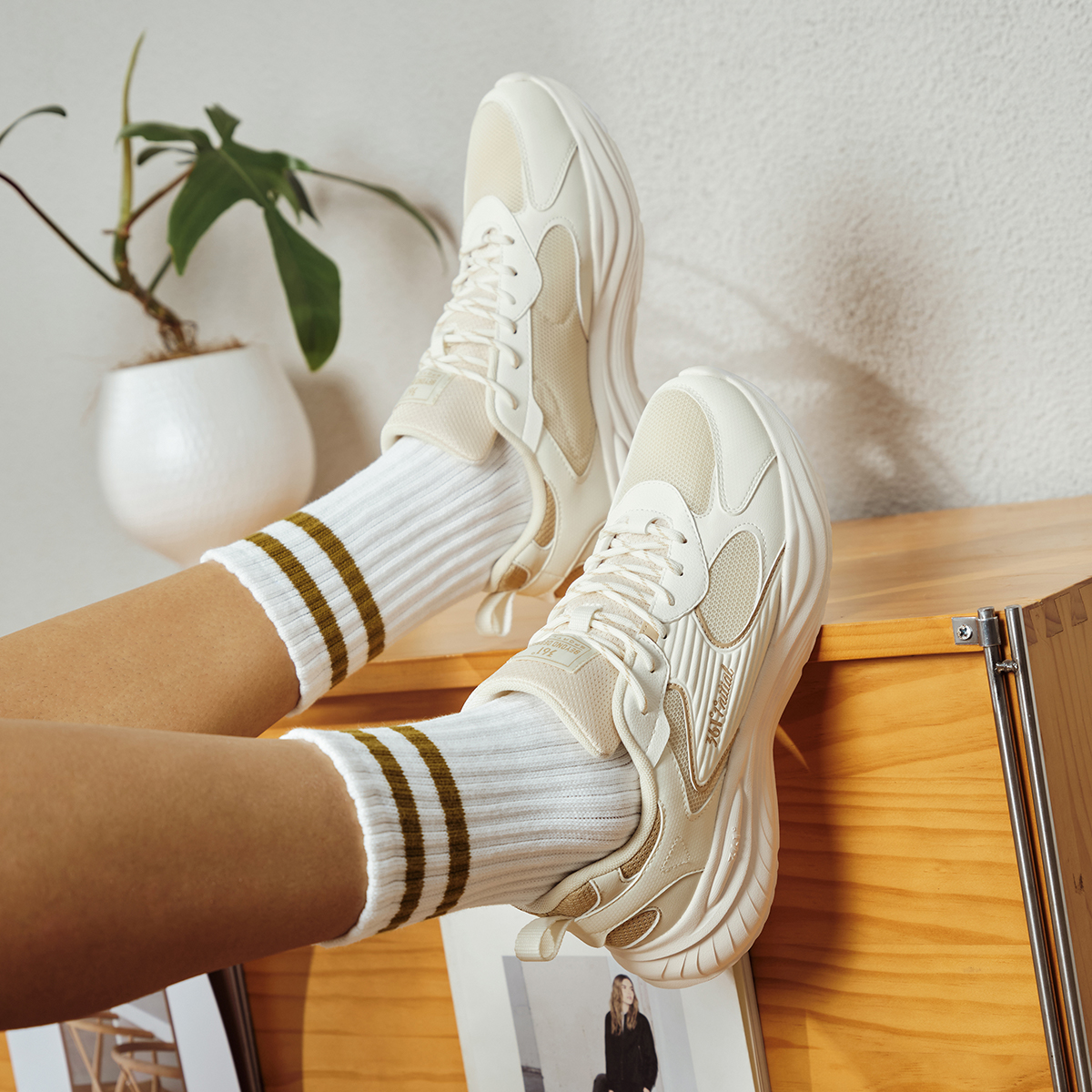 361°男鞋运动鞋新款男休闲鞋672516710V高清大图